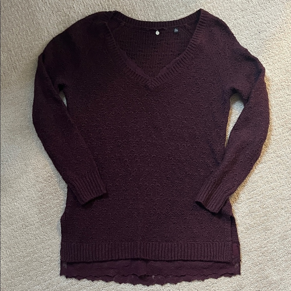 Anthropologie Burgundy sweater sz Small